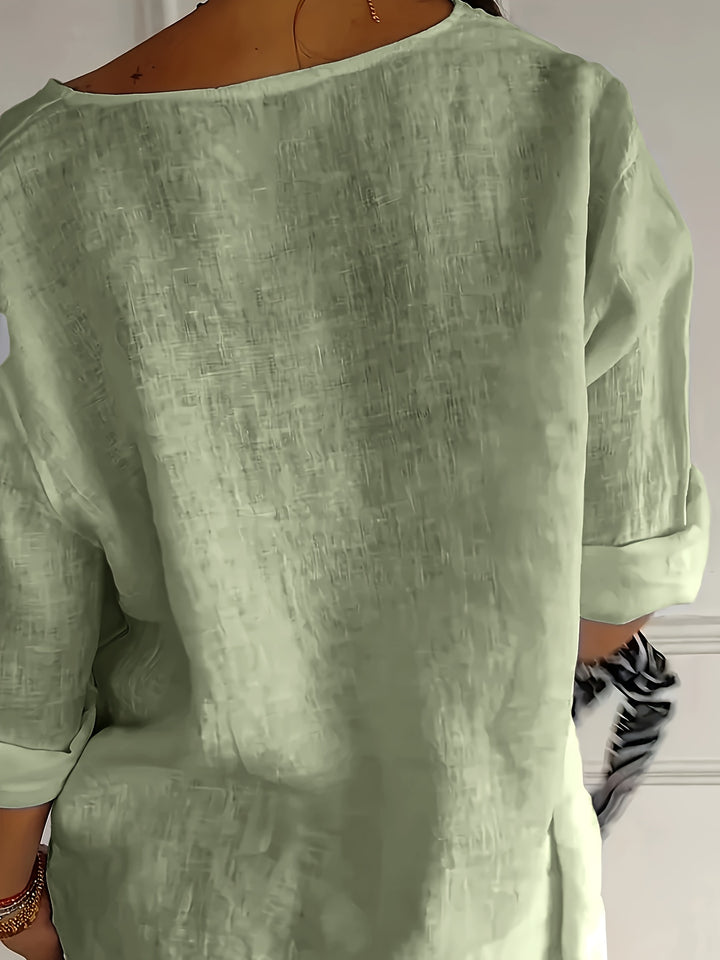 Sinéad - V-Neck Button Pullover Top